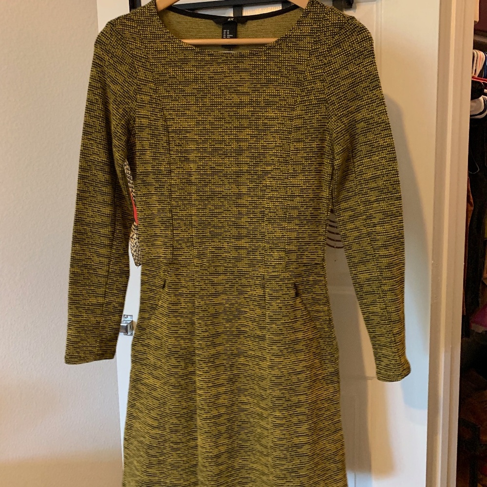 NWT H&M Yellow & Black Pocket Dress